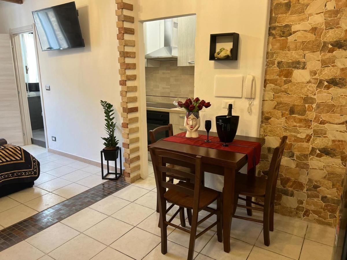 Casa Vacanze Pirandello Apartment Alghero Exterior photo